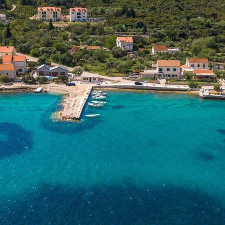 Apartment Kneze Račišće Eksteriør bilde